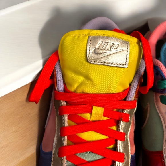 Nike Dunk Low Sunset Pulse - Picture 4 of 11